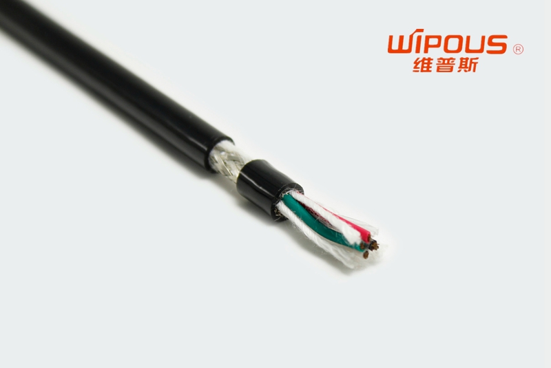高柔性<a href=http://www.packntech.com/ _fcksavedurl=http://www.packntech.com/ target=_blank class=infotextkey>拖鏈電纜</a>.jpg